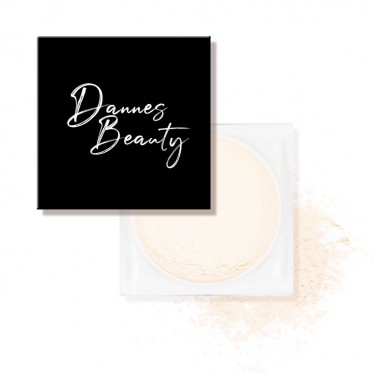 Pudra pulbere translucida cu efect matifiant Dannes Beauty